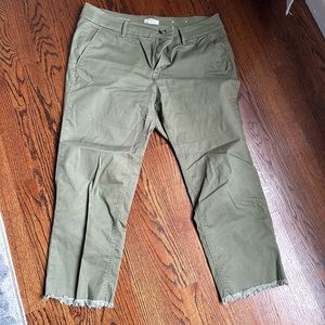 Loft Outlet Girlfriend Chino Crop Pants Size 14 Petite in army green